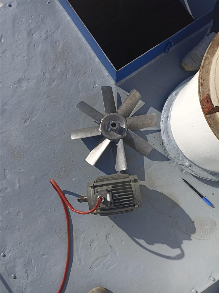 YALOVA ÜNİVERSİTESİ -1 EĞİTİM GEMİMİZİN MAKİNE DAİRESİ HAVALANDIRMA FAN MOTORU YENİLENDİ