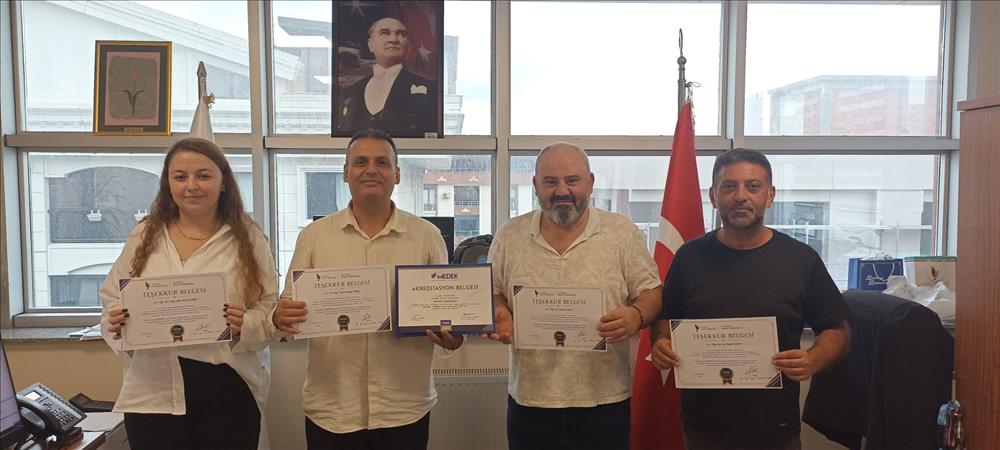 Öğretim Elemanlarımıza Teşekkür Belgeleri Takdim Edildi