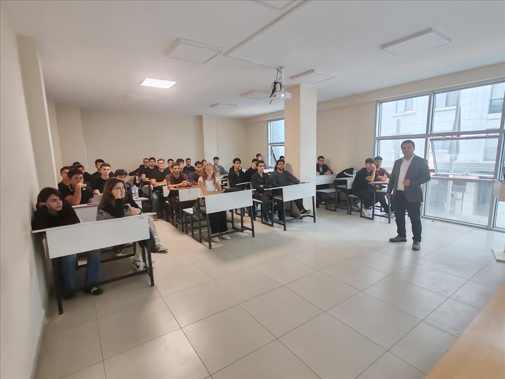 Gemi İnşaatı Programı Öğrencilerine Yönelik Oryantasyon Programı Gerçekleştirildi