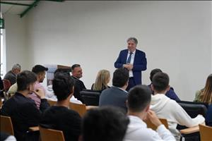 Altınova Meslek Yüksekokulu Oryantasyon Programını Tamamladı
